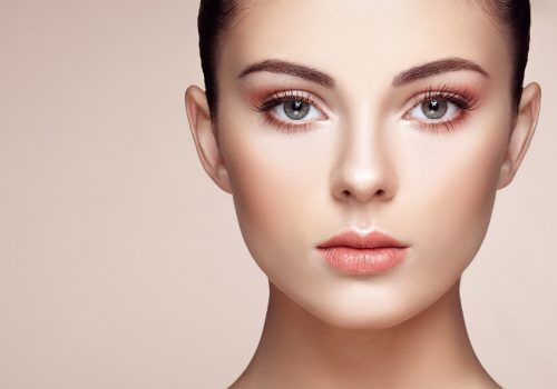Mujer maquillada